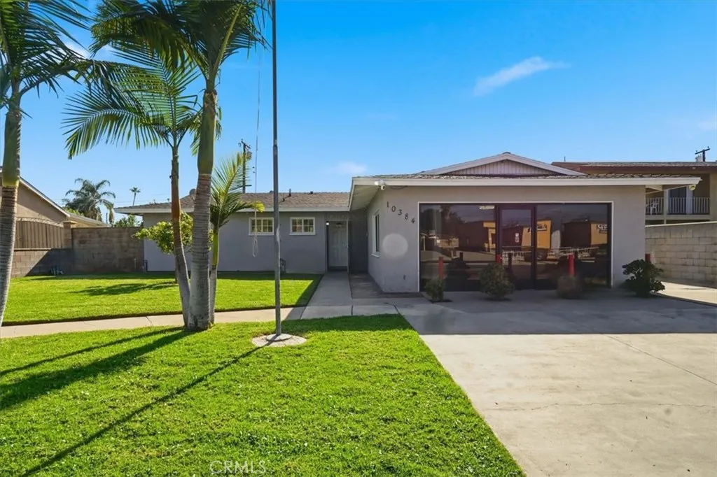 10384 Hole, Riverside, California 92505 home-pic-1